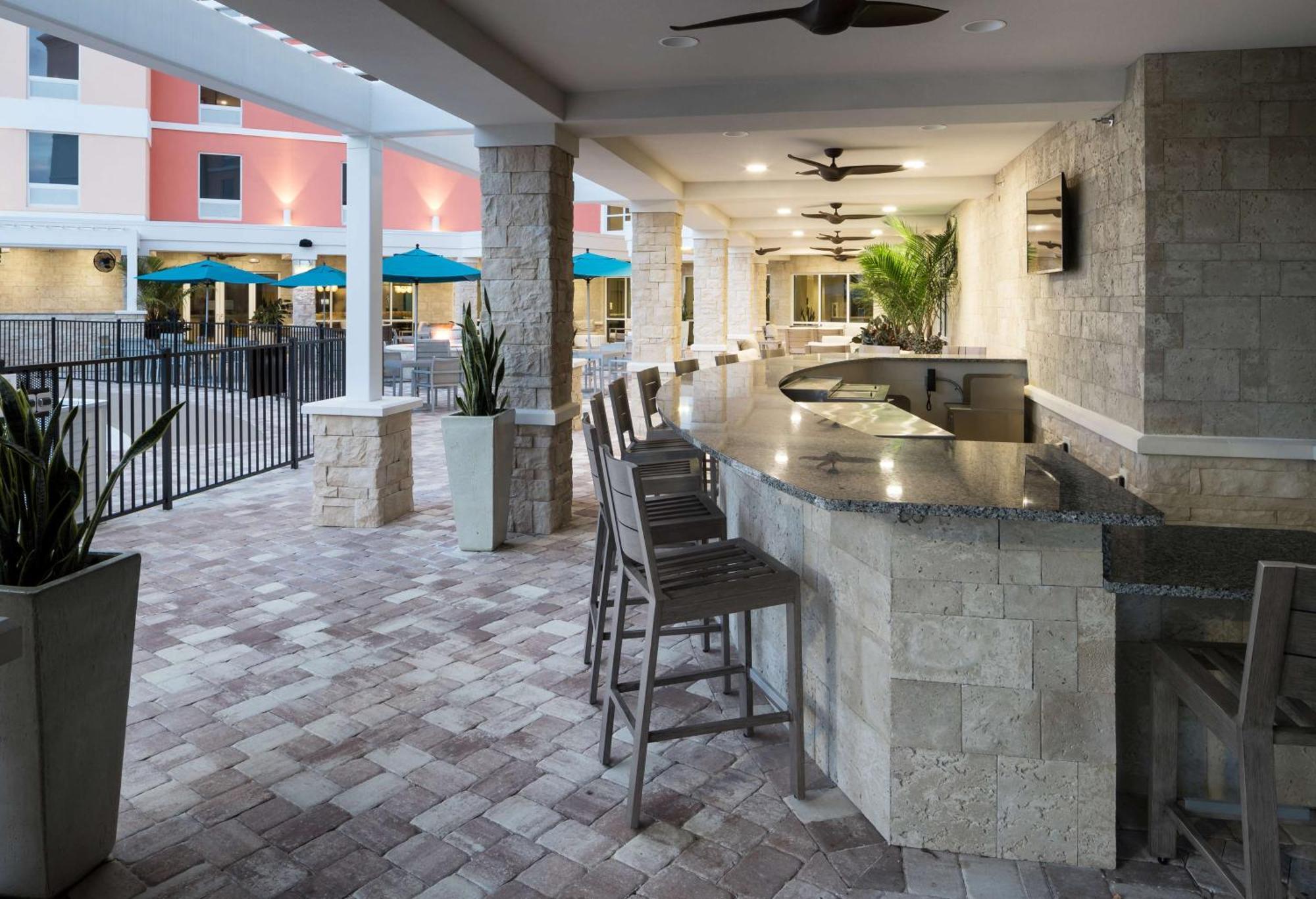 Home2 Suites By Hilton Cape Canaveral Cruise Port Ngoại thất bức ảnh